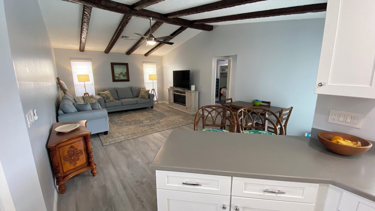 Photo of Livingroom in Lochmoor Waterway Estates
