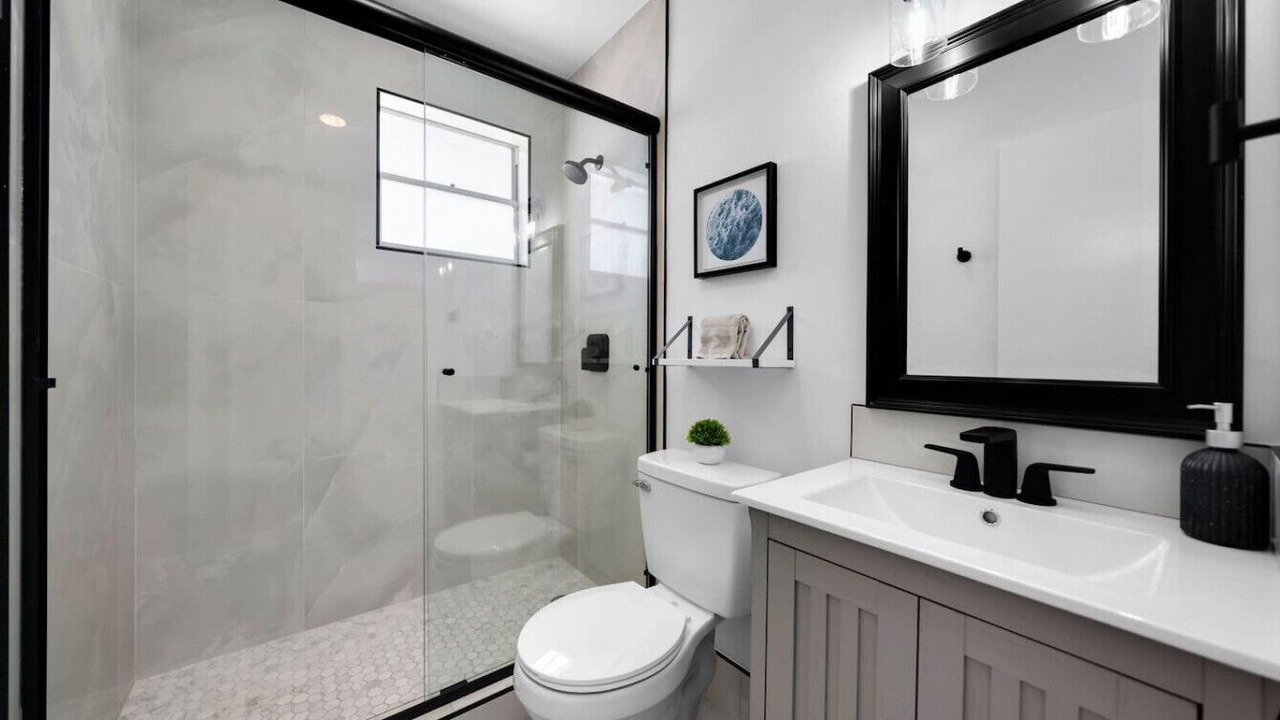Photo of Bathroom in Naples Park