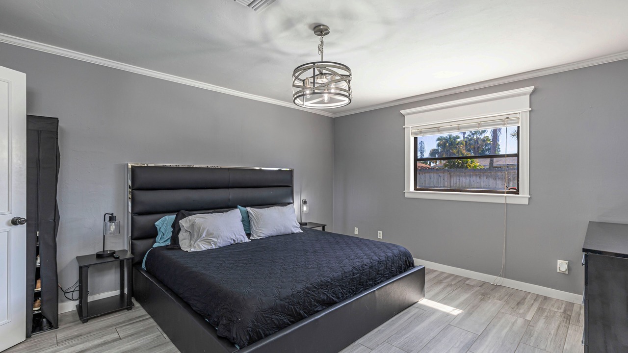Photo of Bedroom in Naples Park