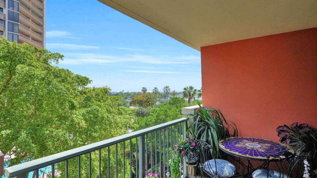 Photo of Outdoor in Coconut Grove