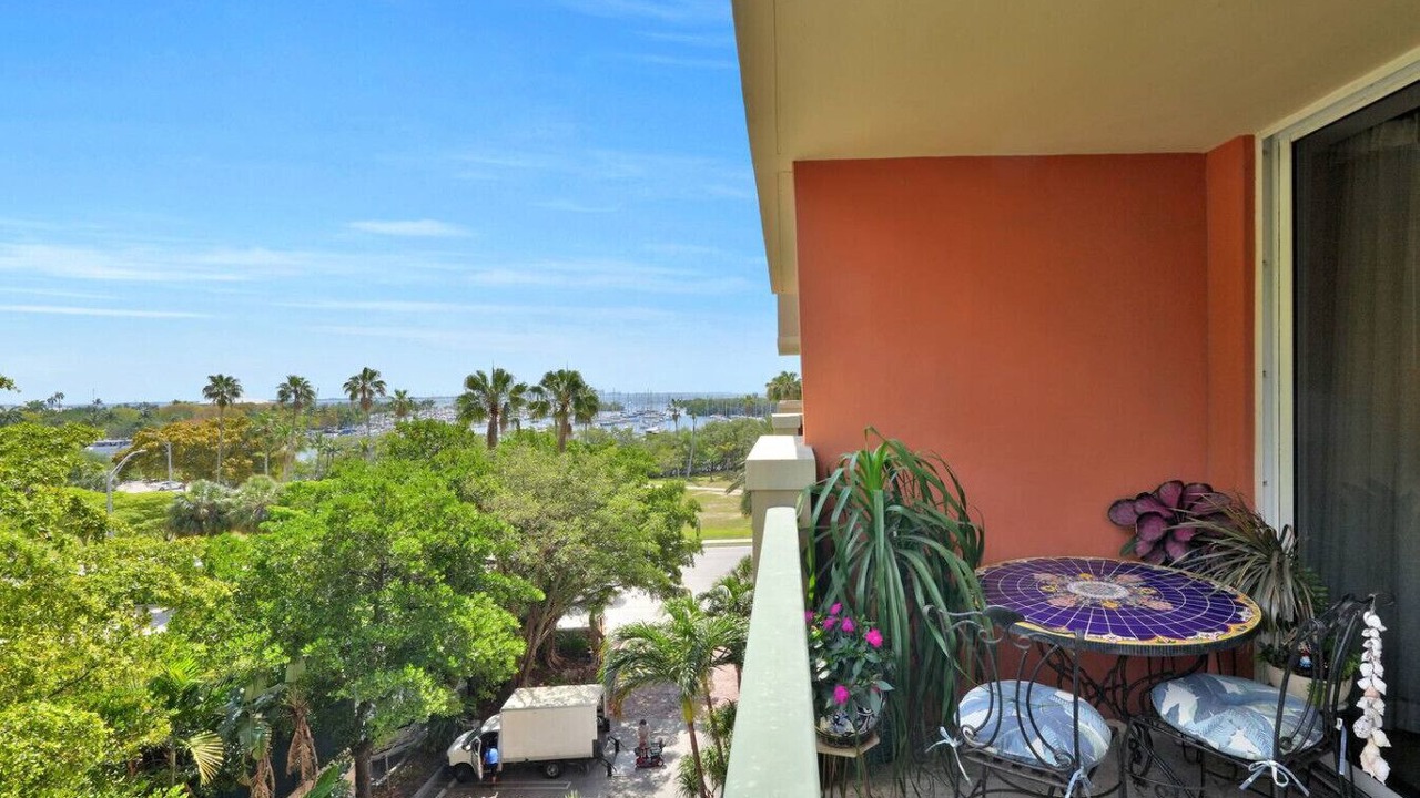 Photo of Outdoor in Coconut Grove