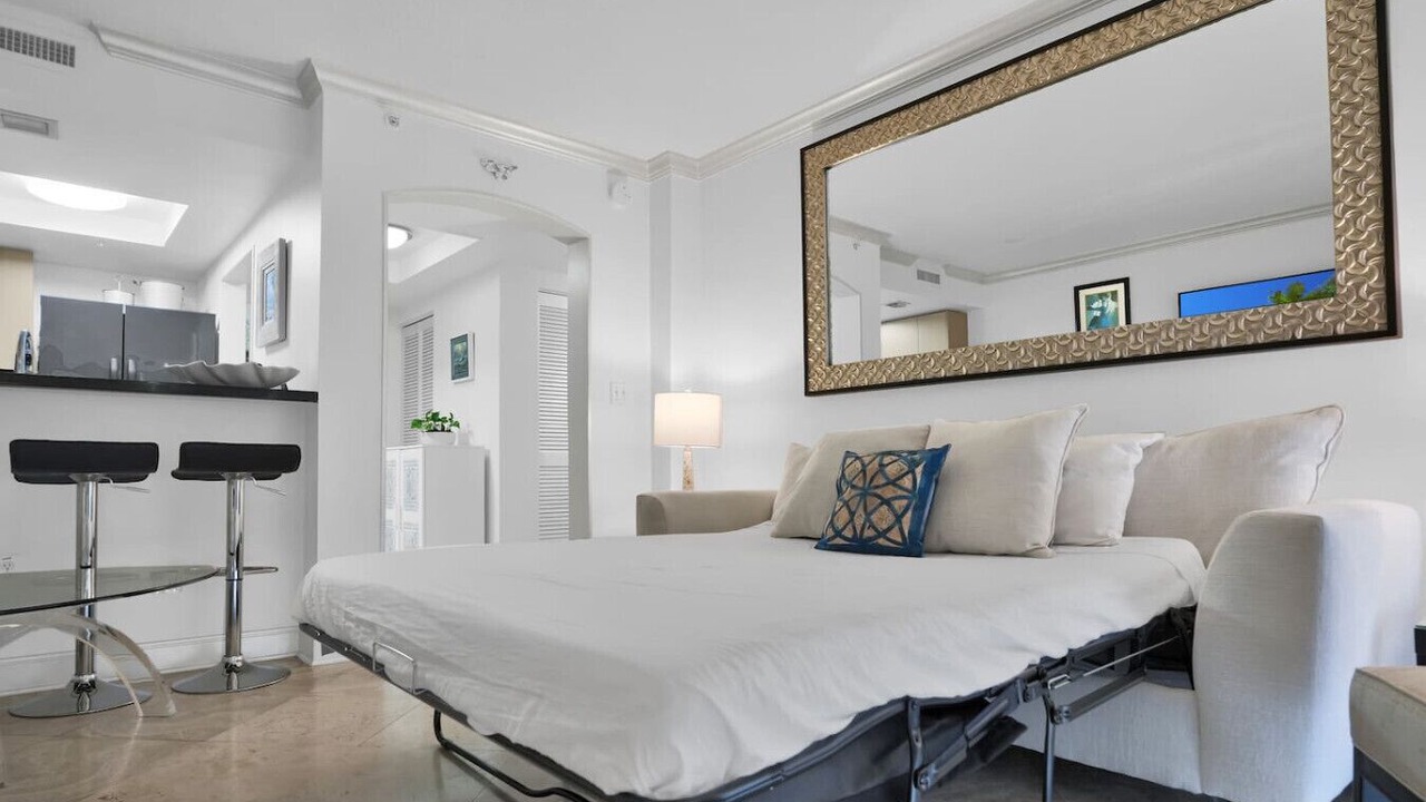 Photo of Bedroom in Coconut Grove