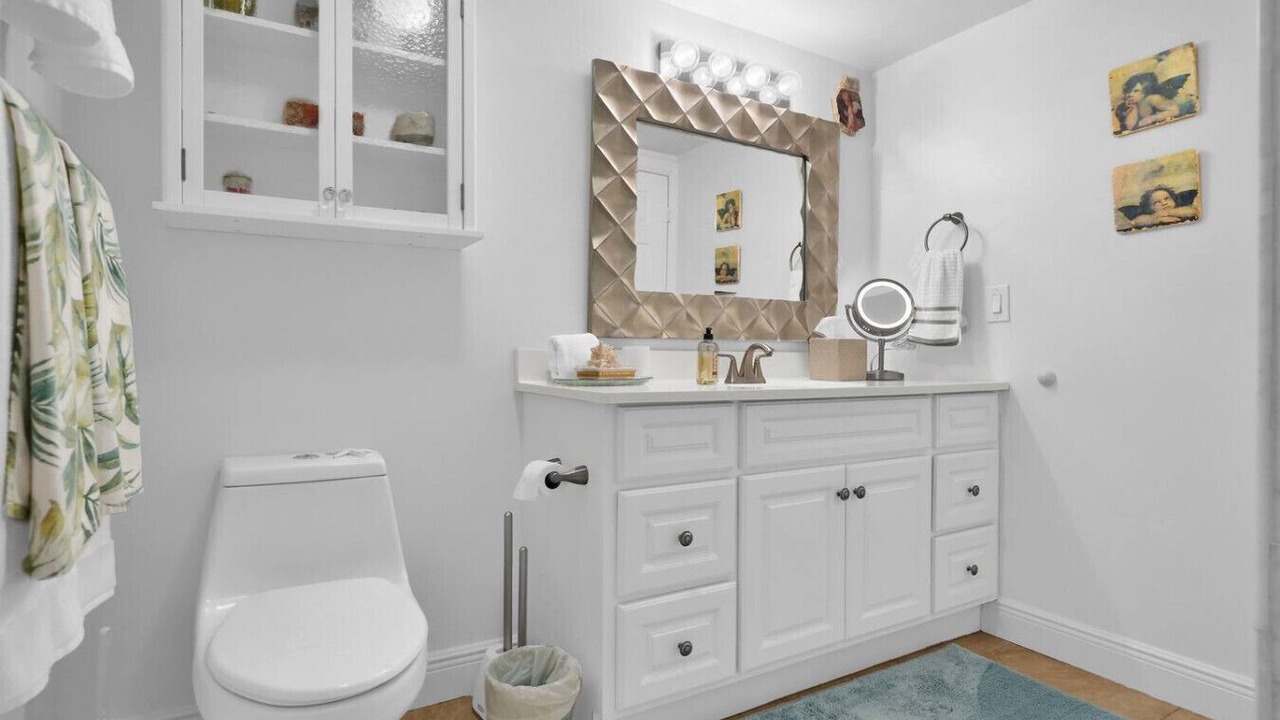 Photo of Bathroom in Coconut Grove