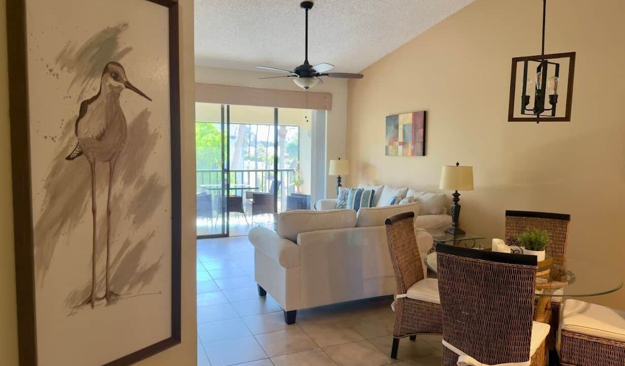 Photo of Livingroom in Trailer Estates