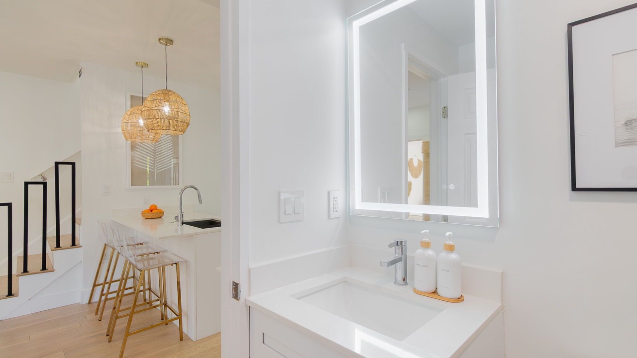 Photo of Bathroom in Old Northwood Historic District