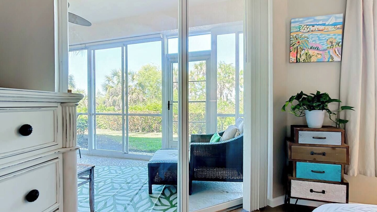 Photo of Bedroom in Tropical Cove