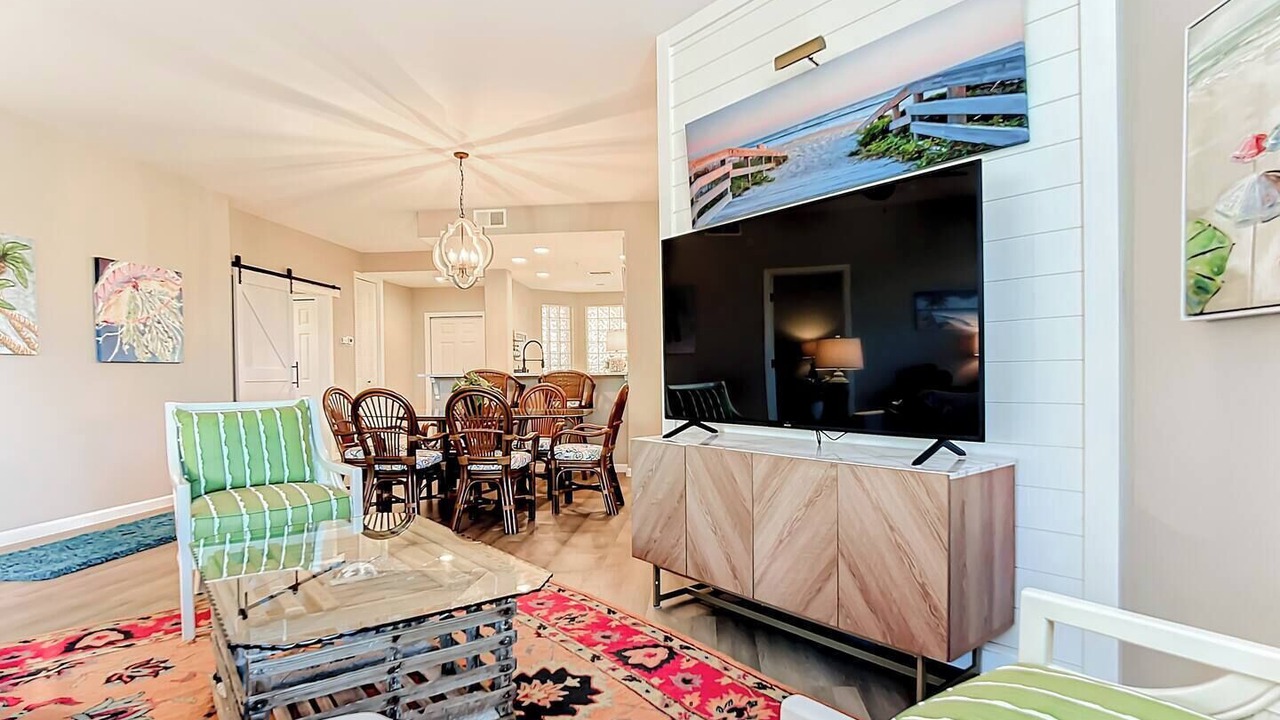 Photo of Livingroom in Tropical Cove