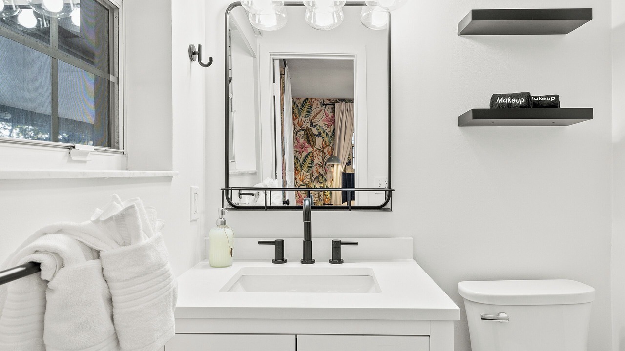 Photo of Bathroom in Coral Ridge Isles