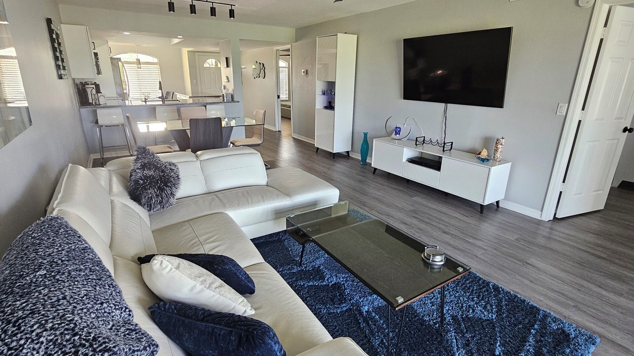 Photo of Livingroom in Iona