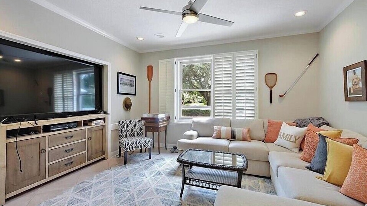 Photo of Livingroom in Palm City