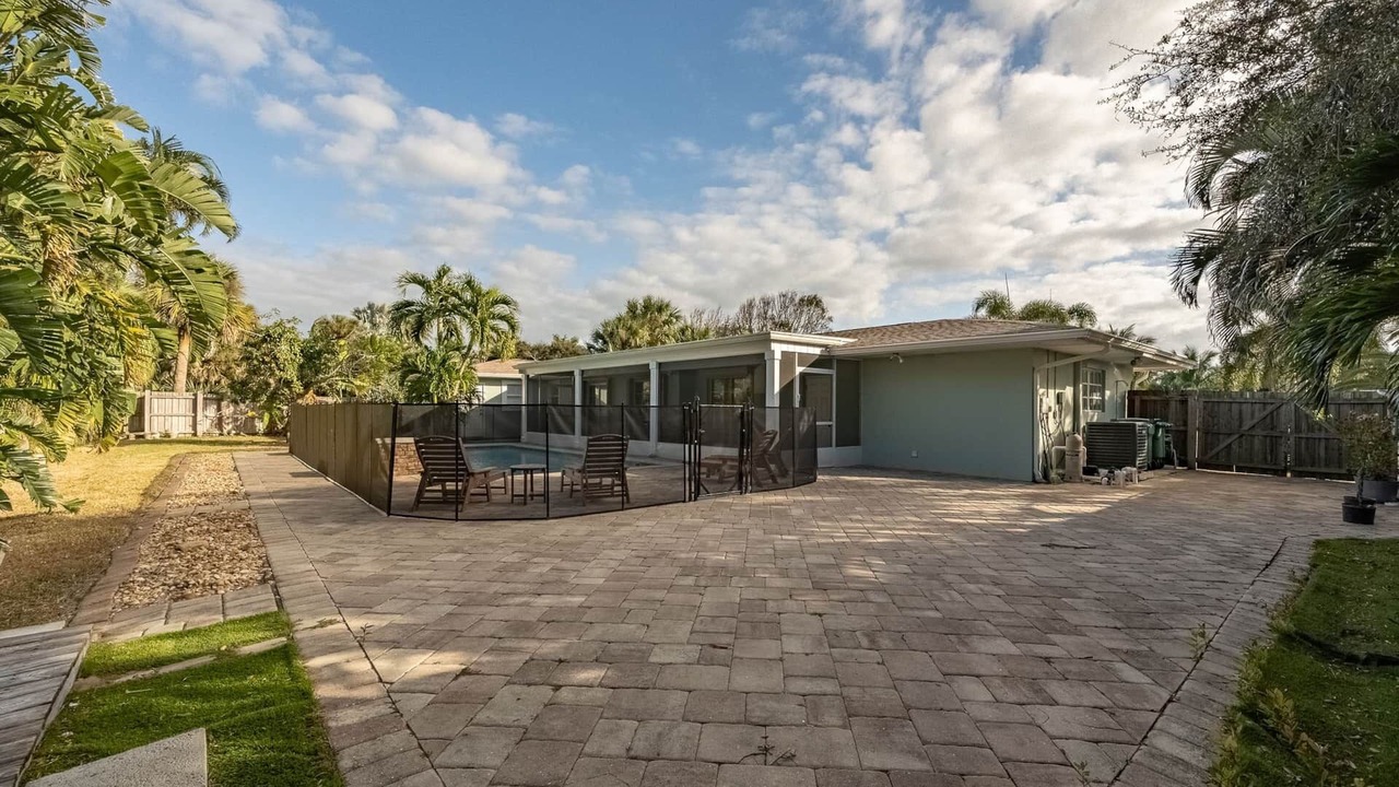 Photo of Patio Balcony in Melbourne Beach