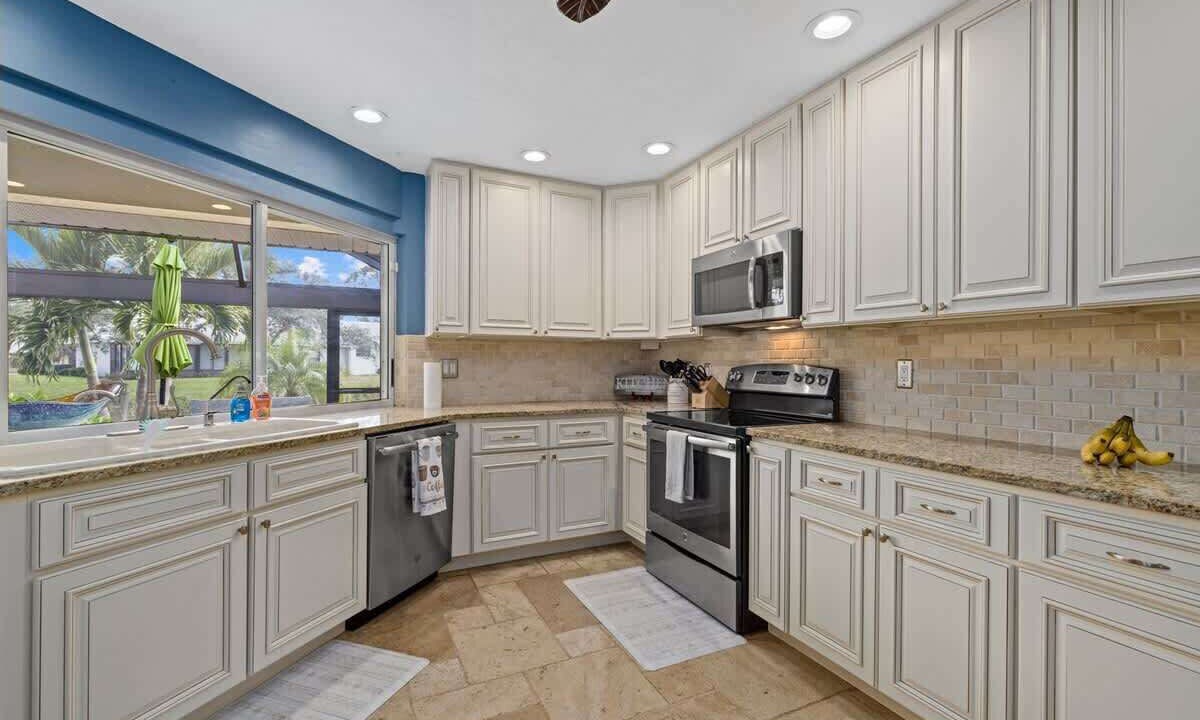 Photo of Kitchen in Plantation