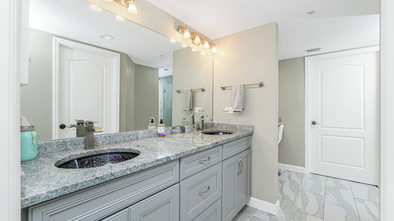 Photo of Bathroom in Englewood