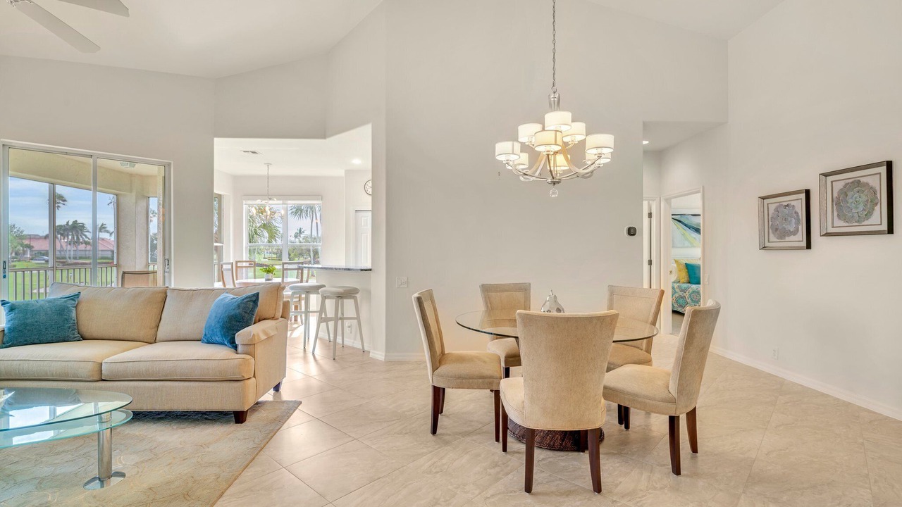 Photo of Bedroom in Tropical Cove