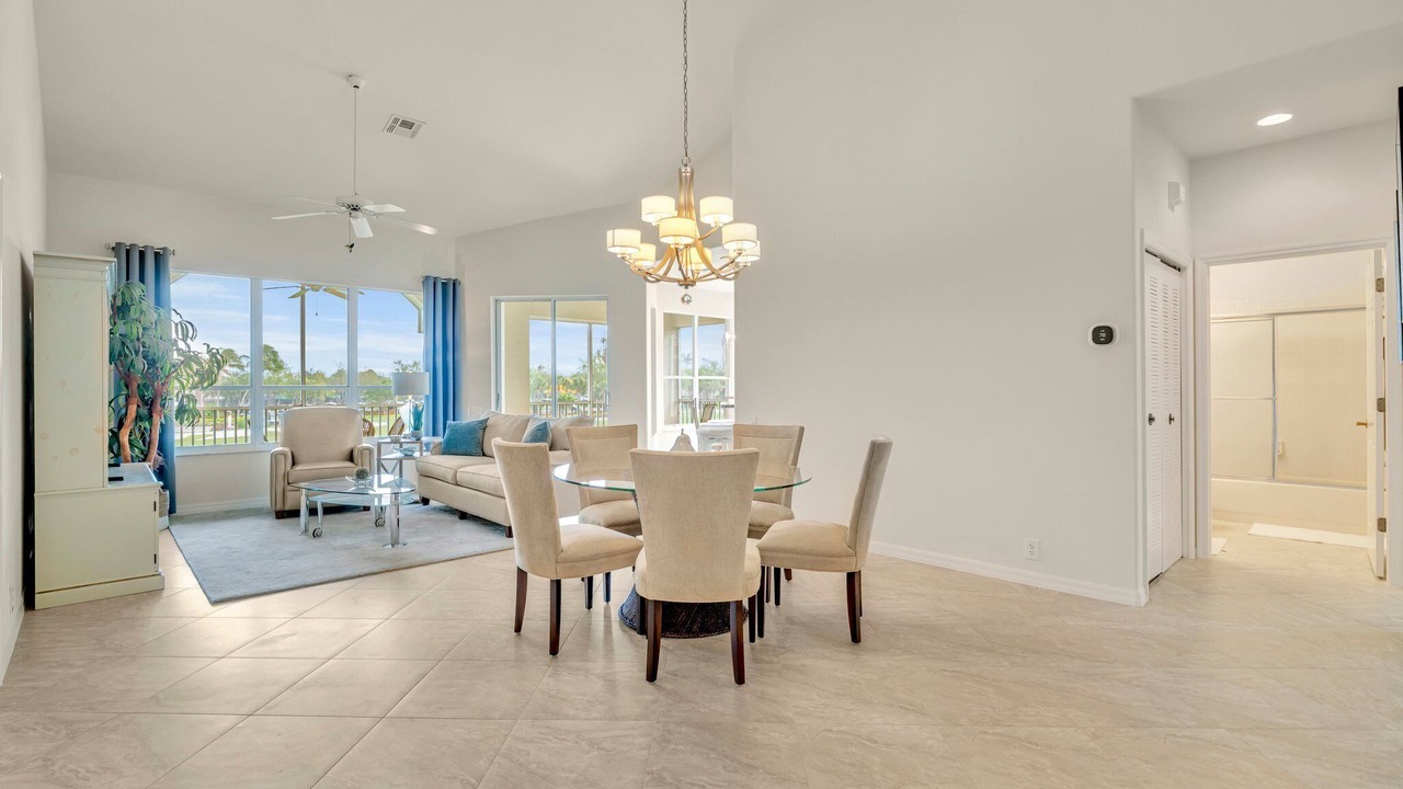 Photo of Bedroom in Tropical Cove