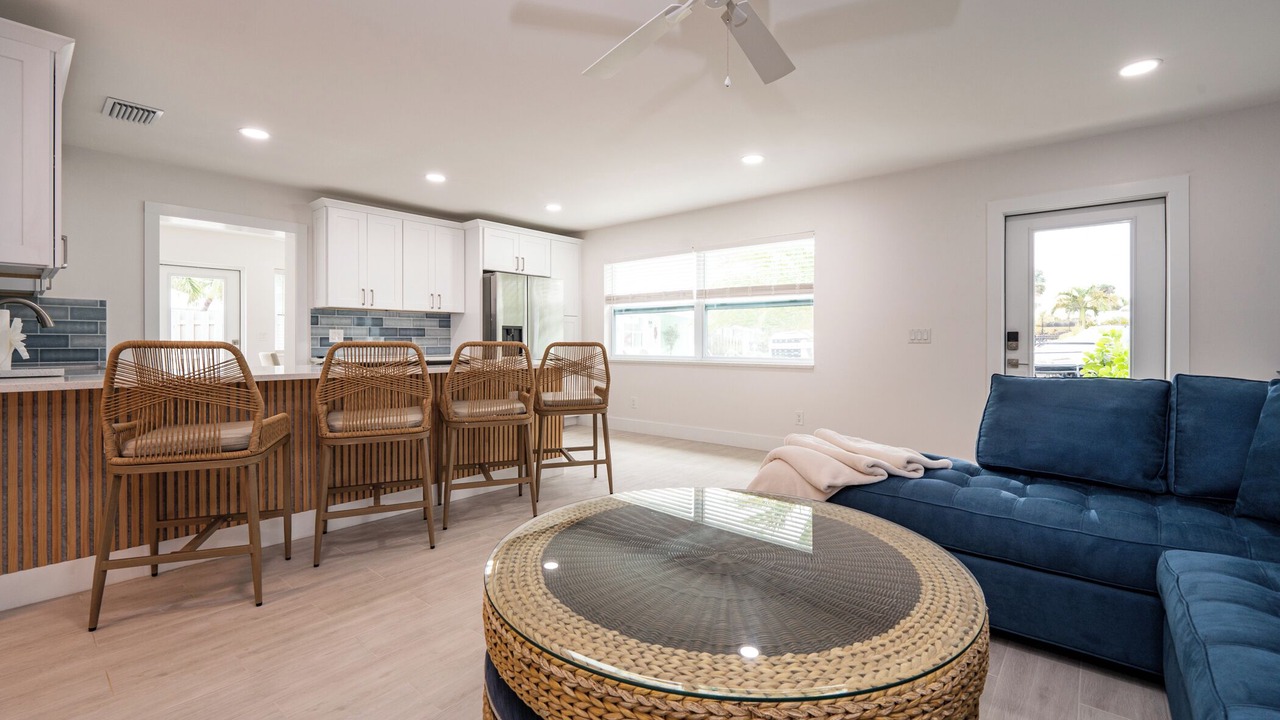 Photo of Livingroom in Hutchinson Island South