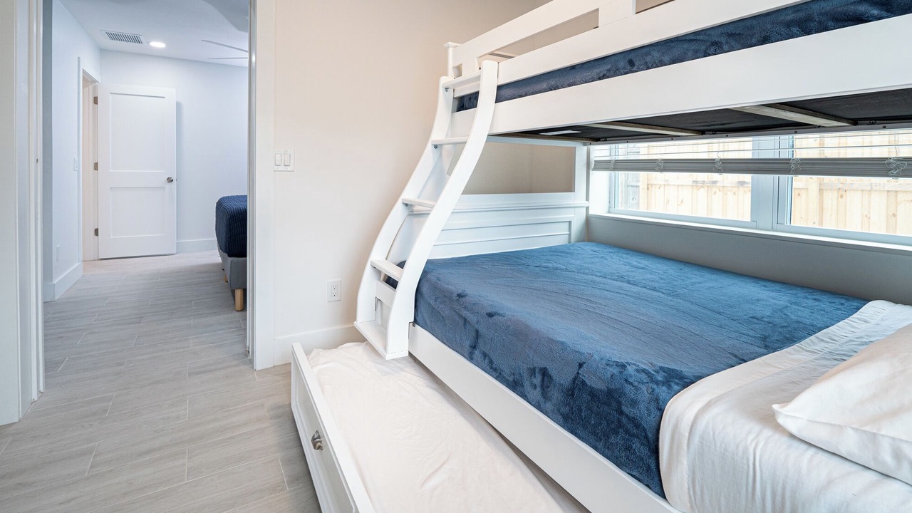 Photo of Bedroom in Hutchinson Island South