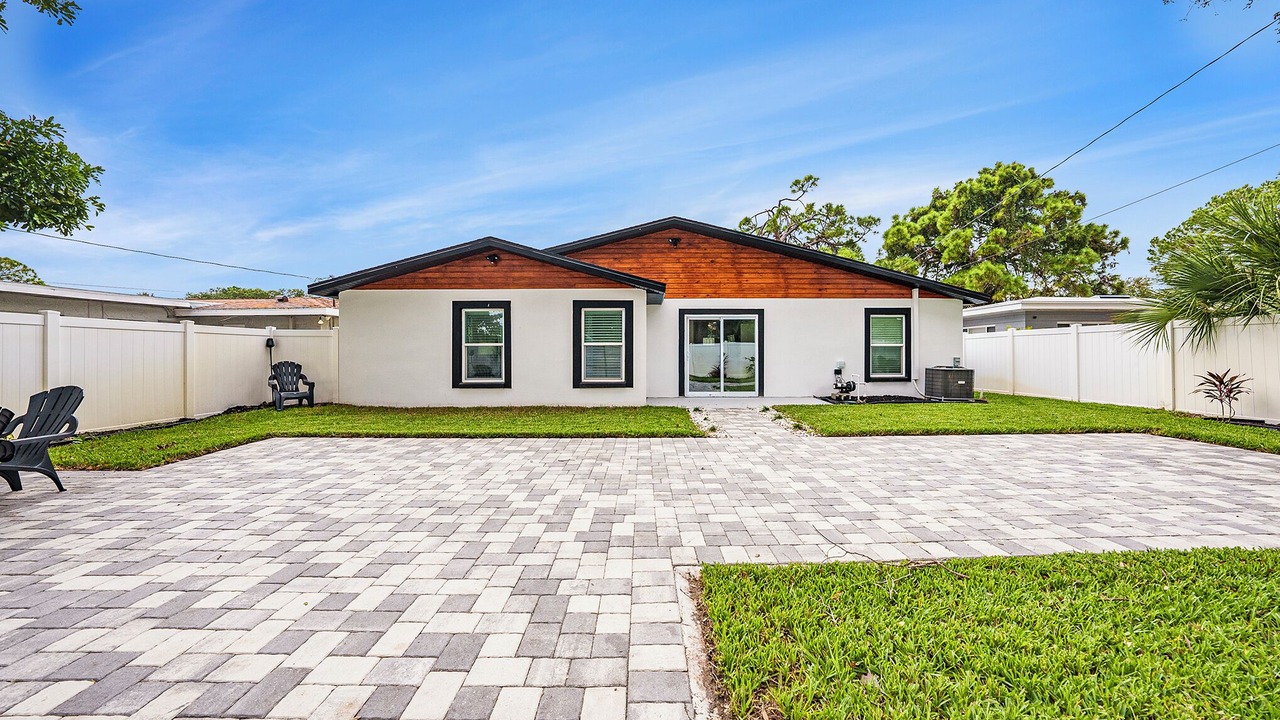 Photo of Outdoor in Greater Pinellas Point