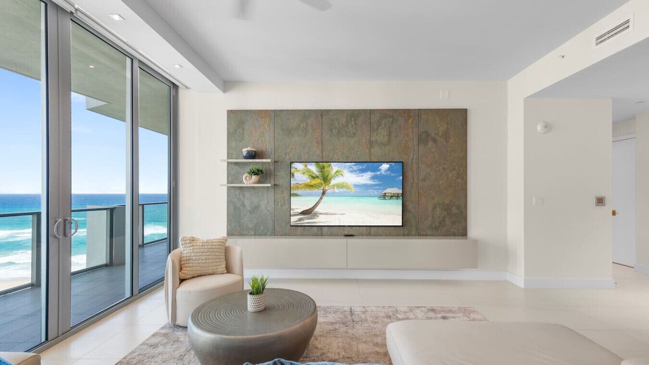 Photo of Livingroom in Singer Island