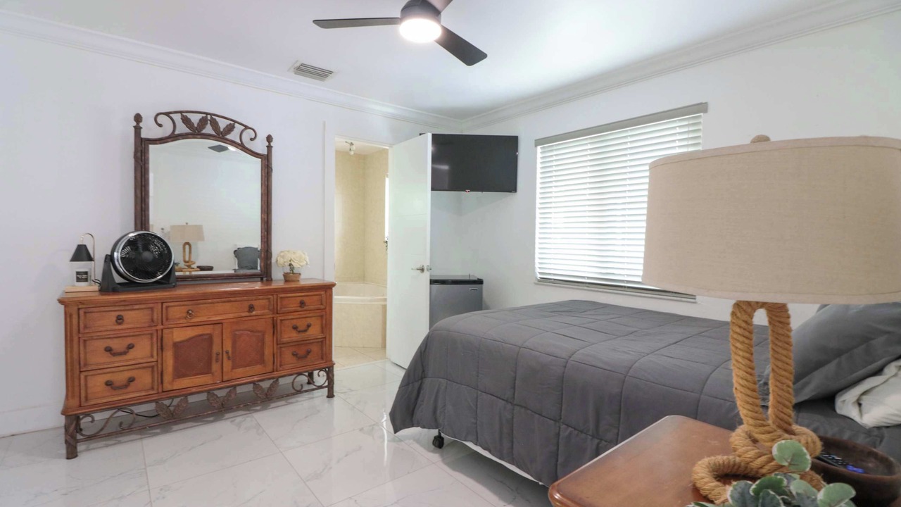 Photo of Bedroom in Northeast Miami