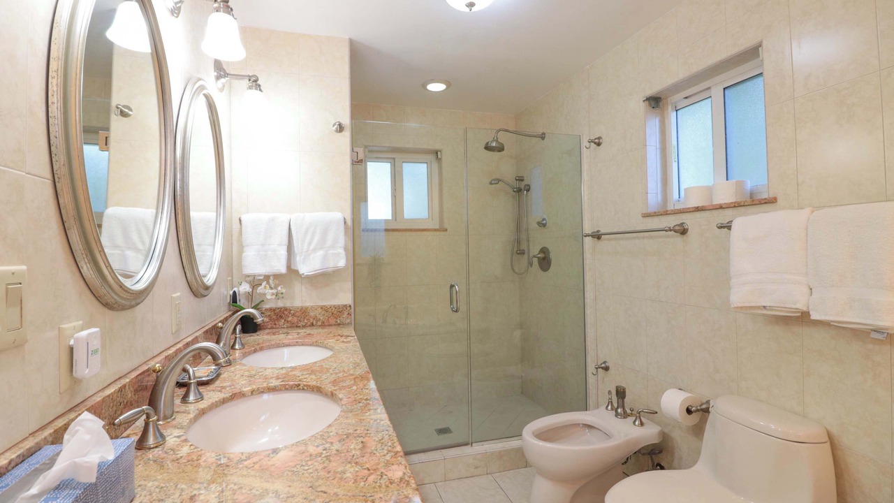Photo of Bathroom in Northeast Miami