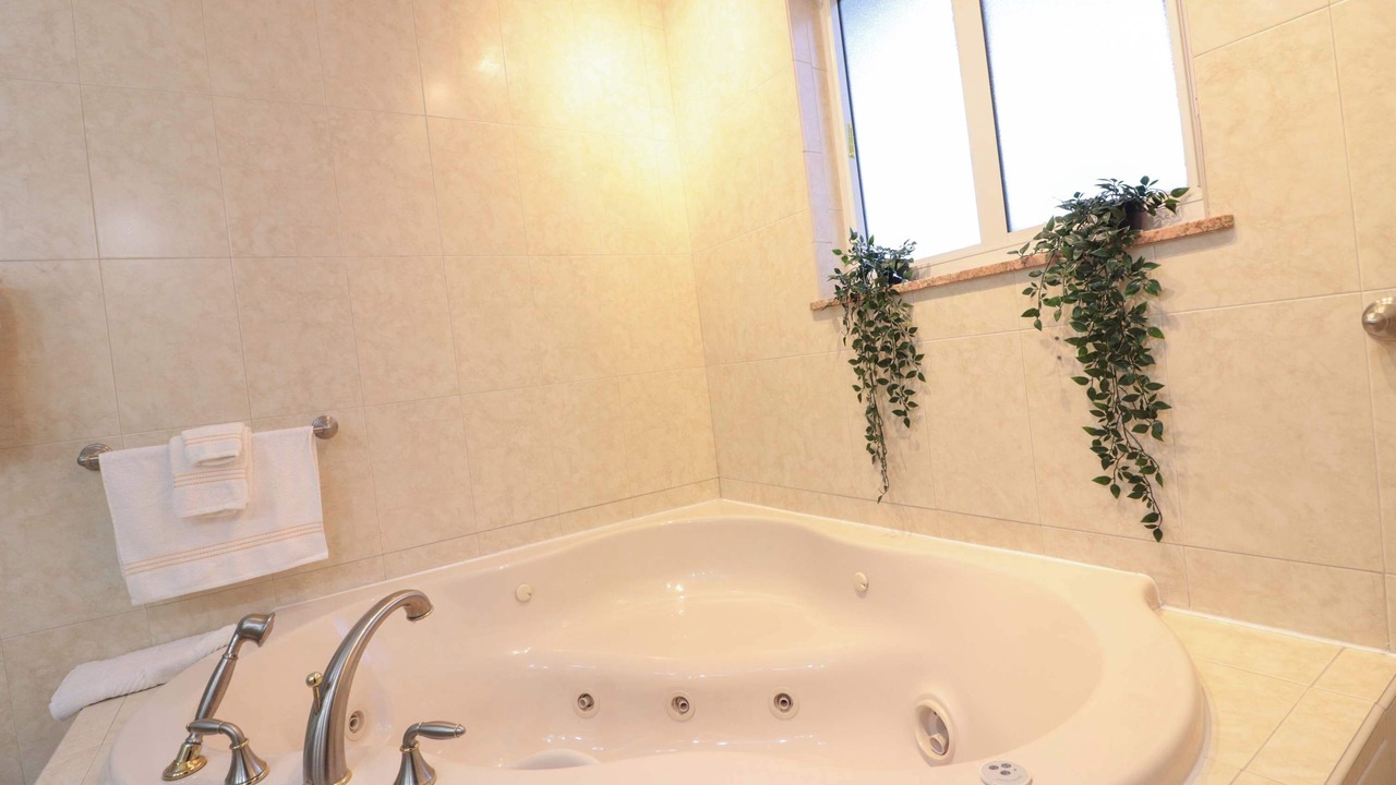 Photo of Bathroom in Northeast Miami