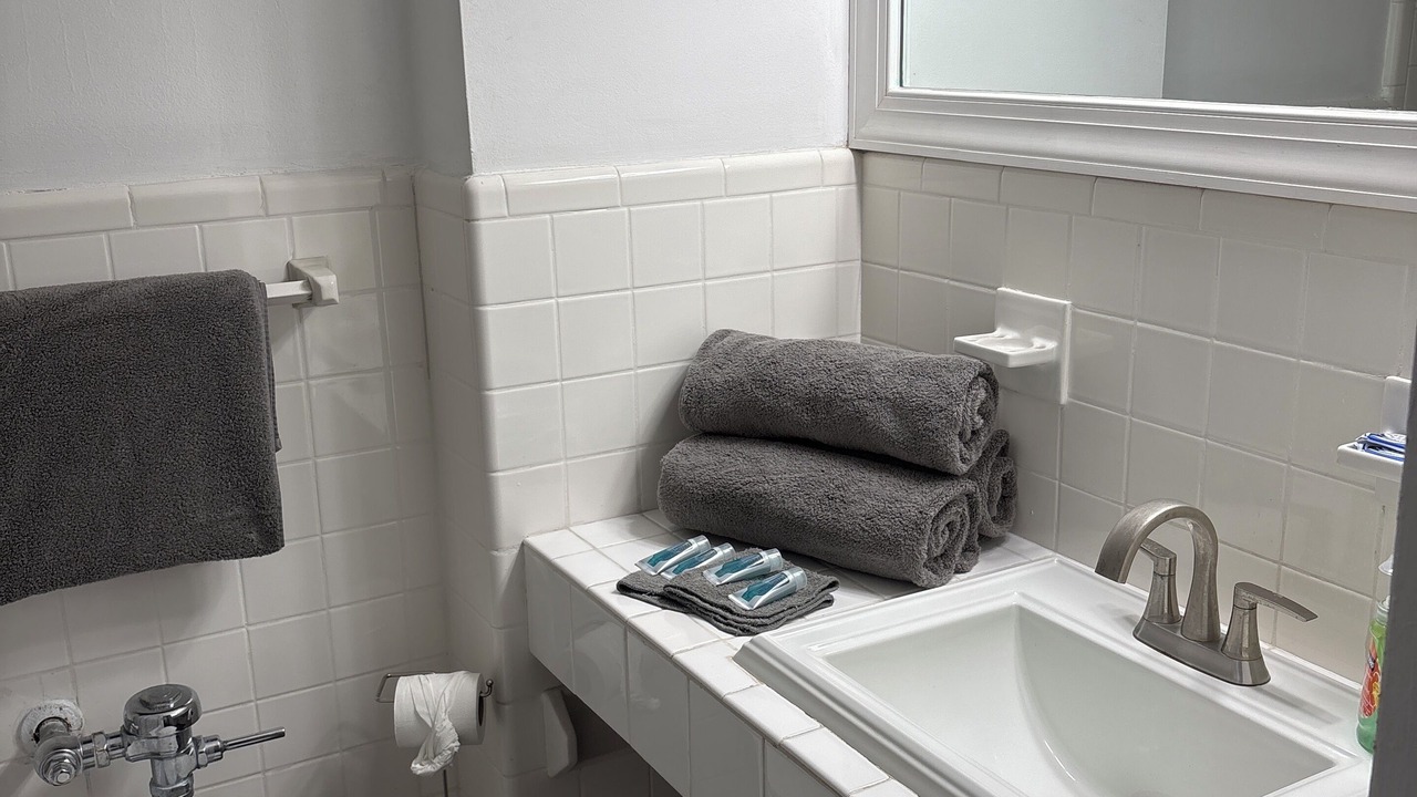 Photo of Bathroom in Galt Mile