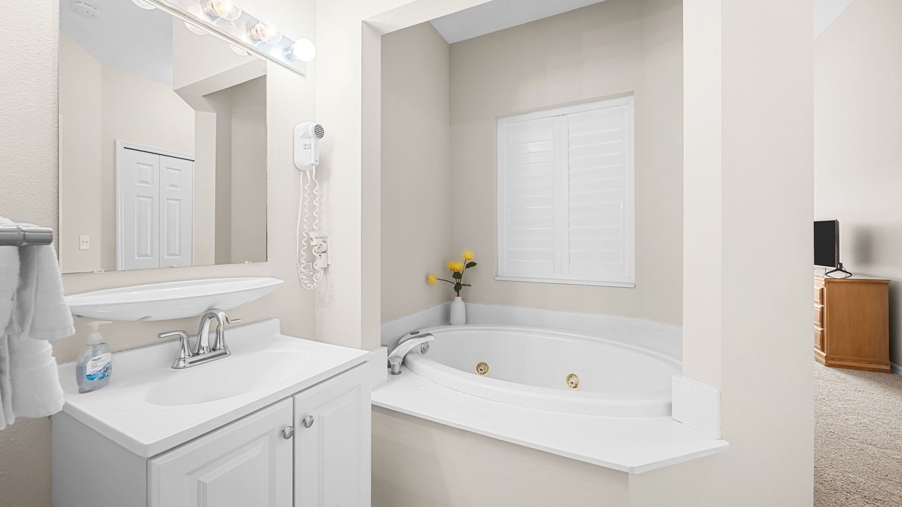 Photo of Bathroom in Port Saint Lucie