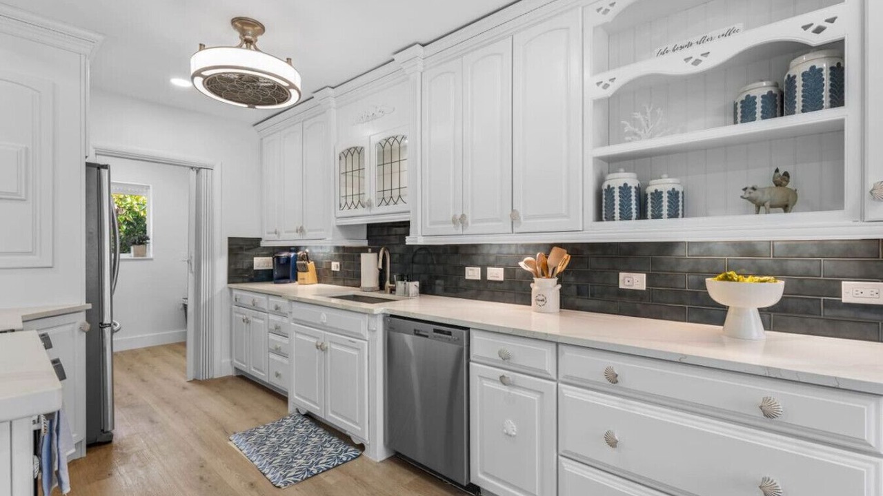 Photo of Kitchen in Juno Beach