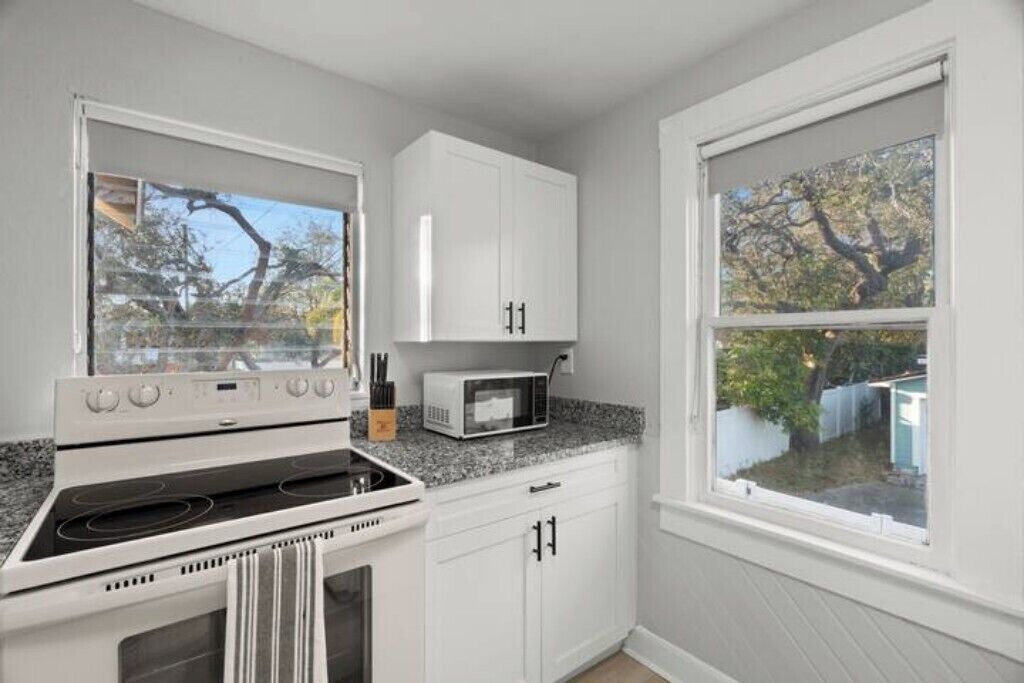 Photo of Kitchen in United Central