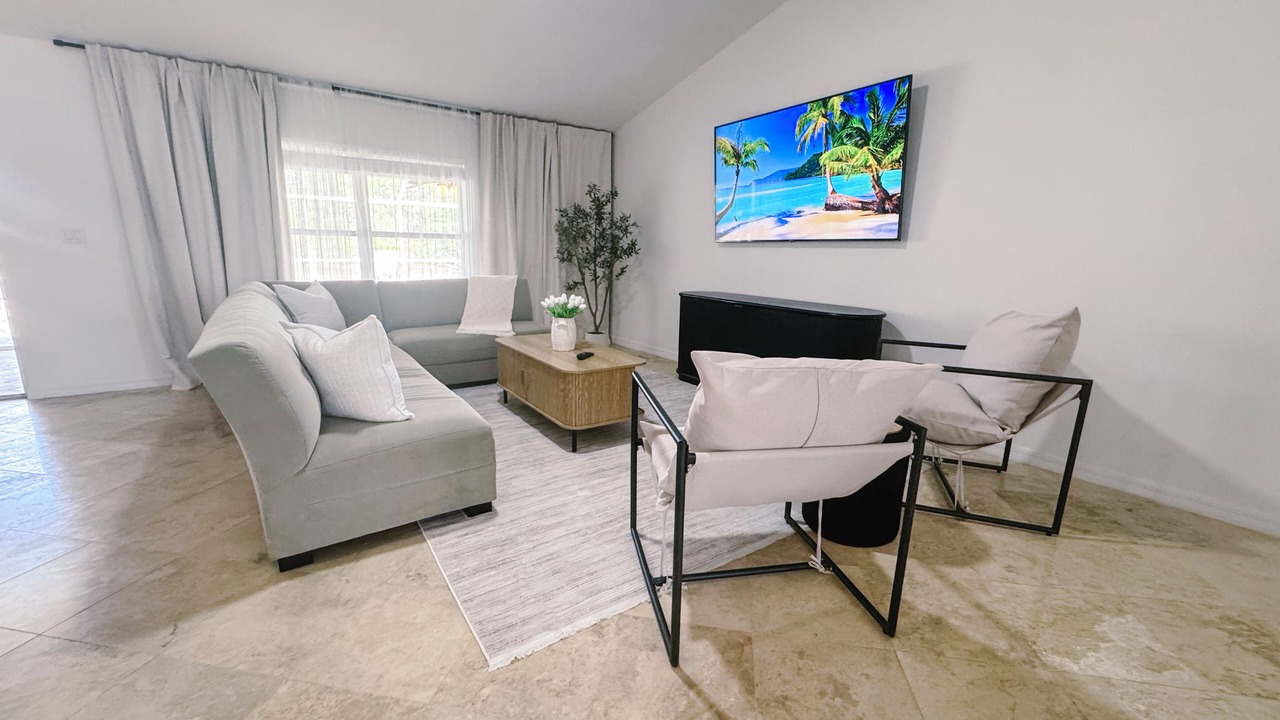 Photo of Livingroom in Port Saint Lucie