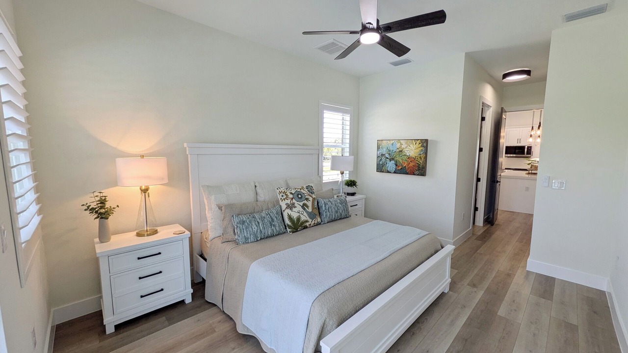 Photo of Bedroom in Naples Park