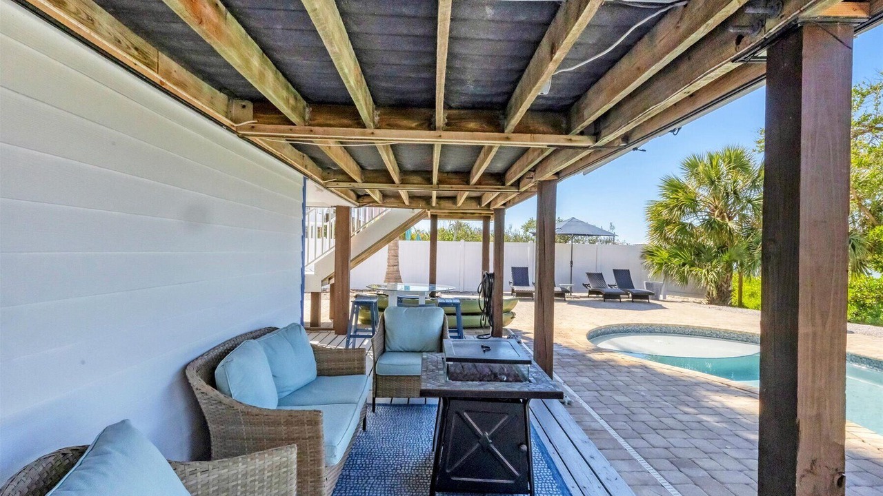 Photo of Patio Balcony in Palm Island