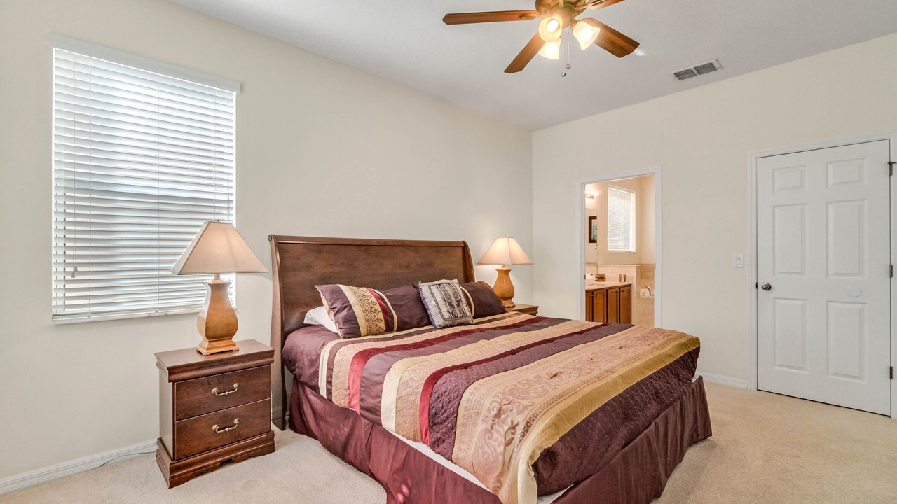 Photo of Bedroom in Veranda Palms