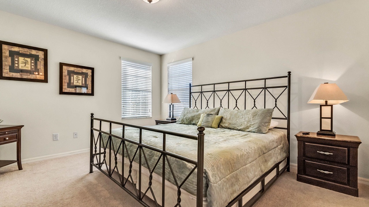 Photo of Bedroom in Veranda Palms