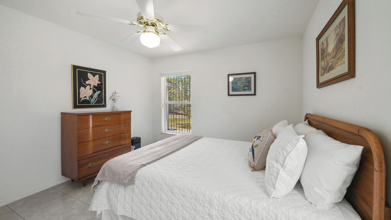 Photo of Bedroom in Sebring
