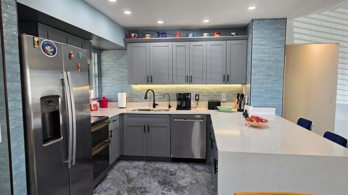 Photo of Kitchen in Laguna Shores
