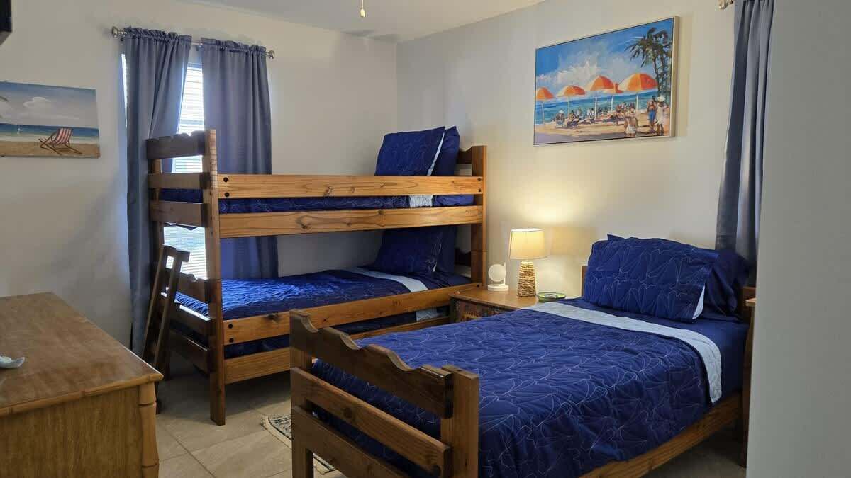 Photo of Bedroom in Laguna Shores