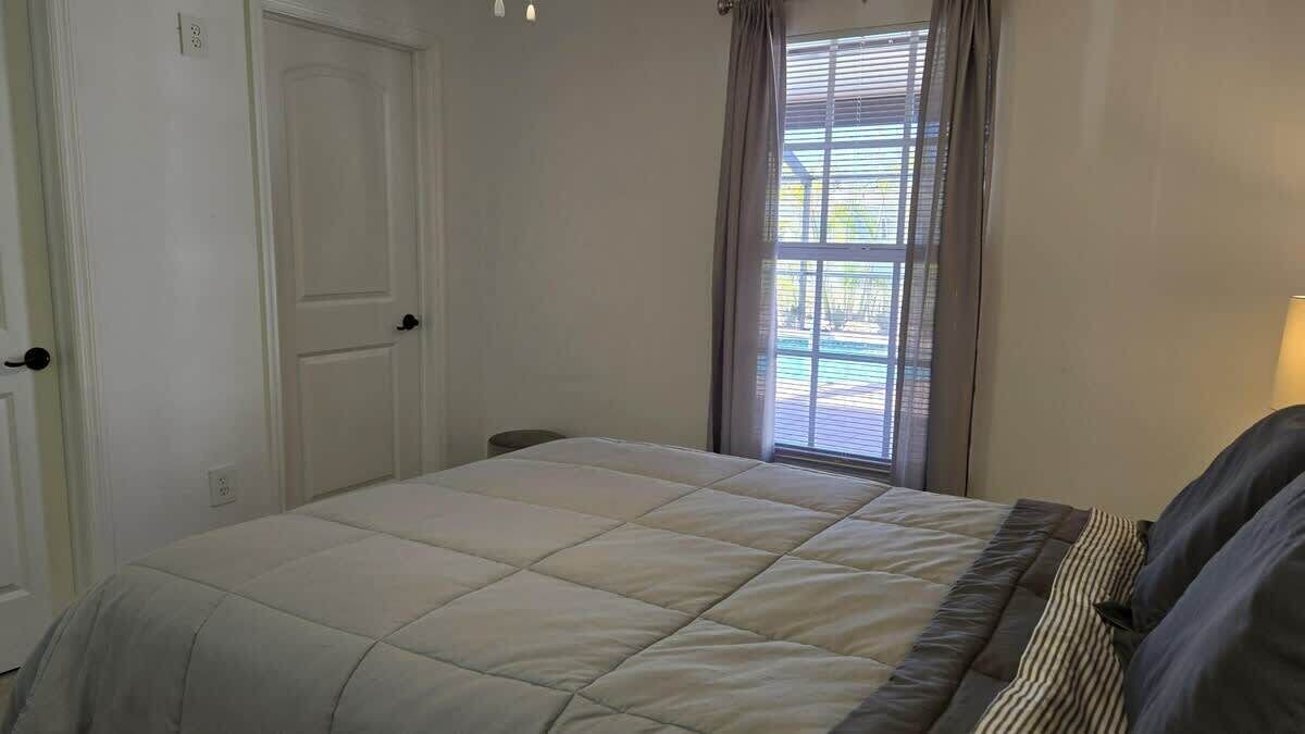 Photo of Bedroom in Laguna Shores