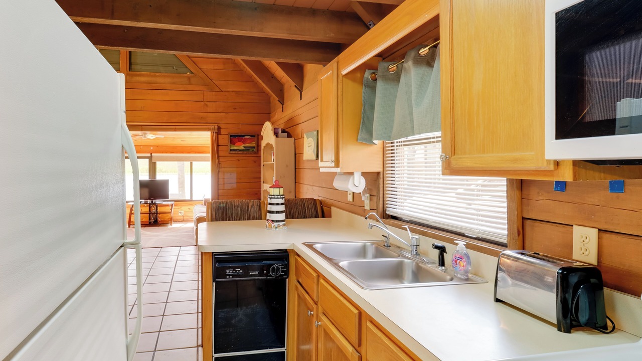 Photo of Kitchen in Okeechobee