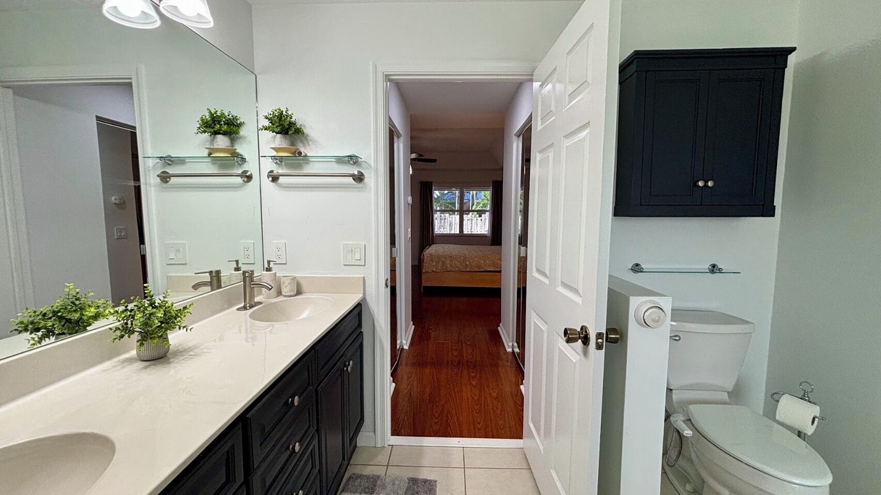 Photo of Bathroom in Equestrian Walk