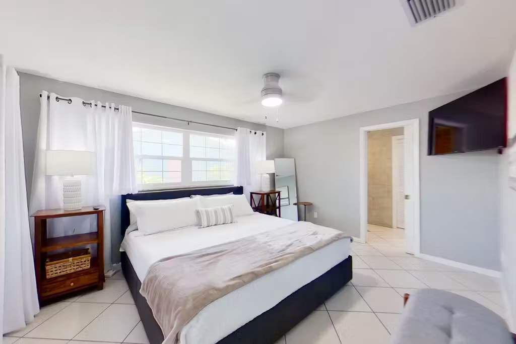 Photo of Bedroom in Caloosahatchee