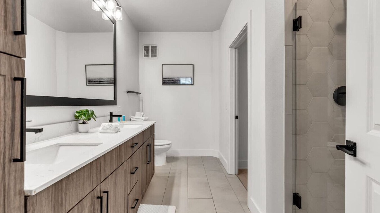 Photo of Bathroom in Ruskin