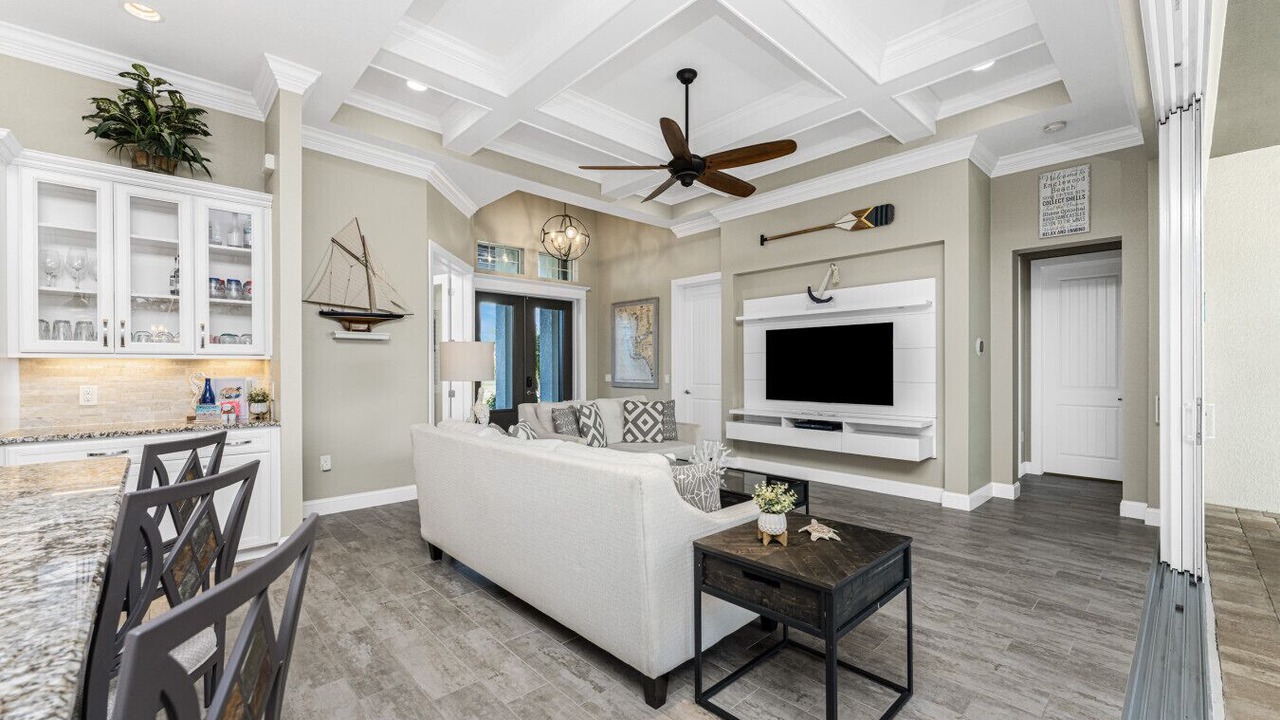 Photo of Livingroom in South Gulf Cove