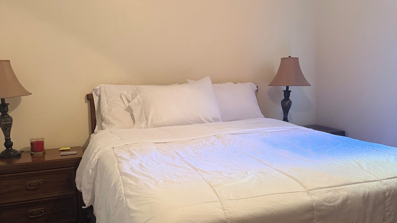 Photo of Bedroom in Golden Gate