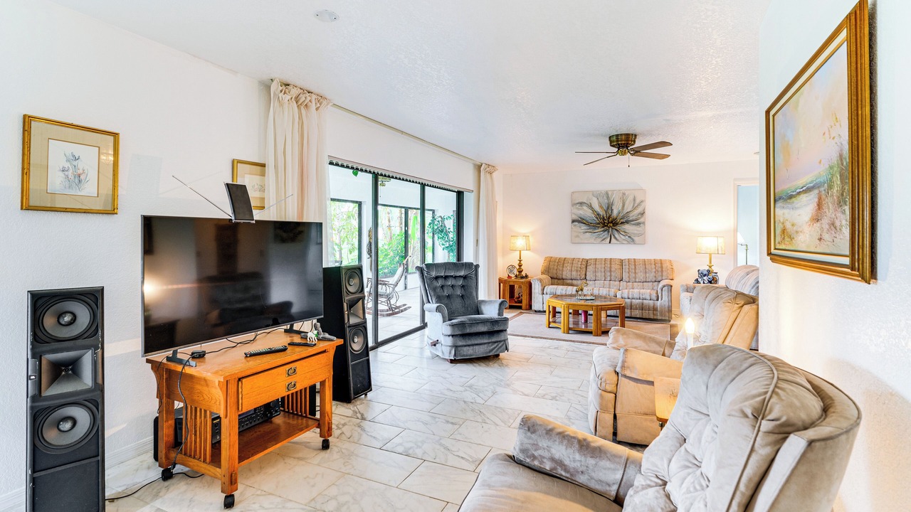 Photo of Livingroom in Fort Ogden