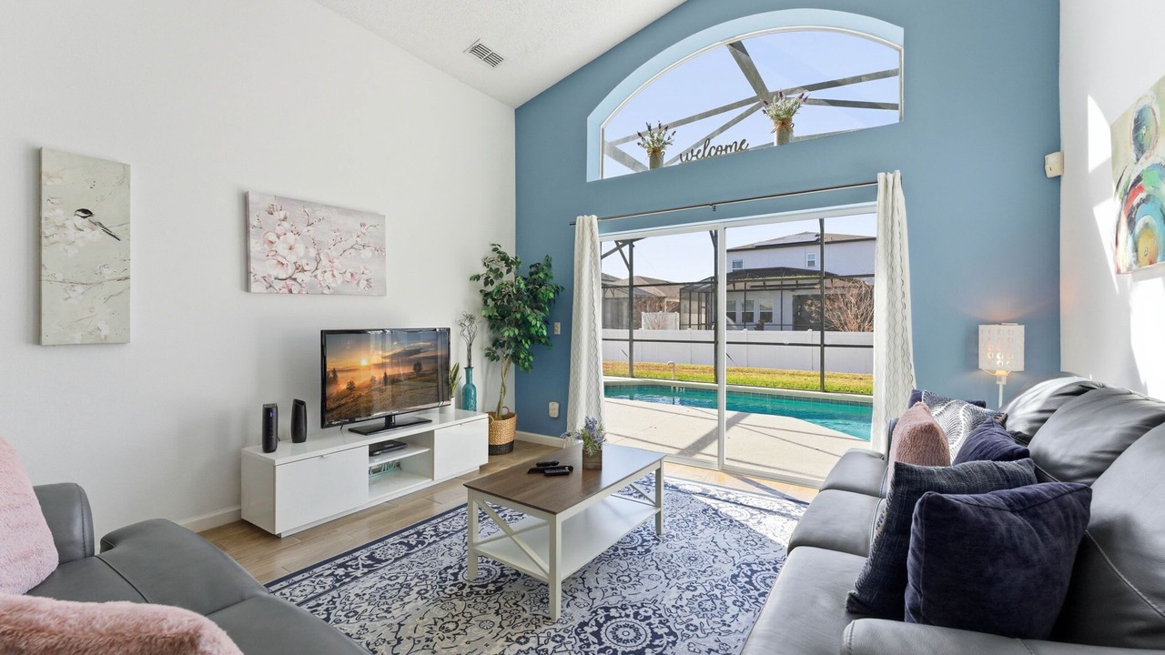 Photo of Bedroom in Seasons