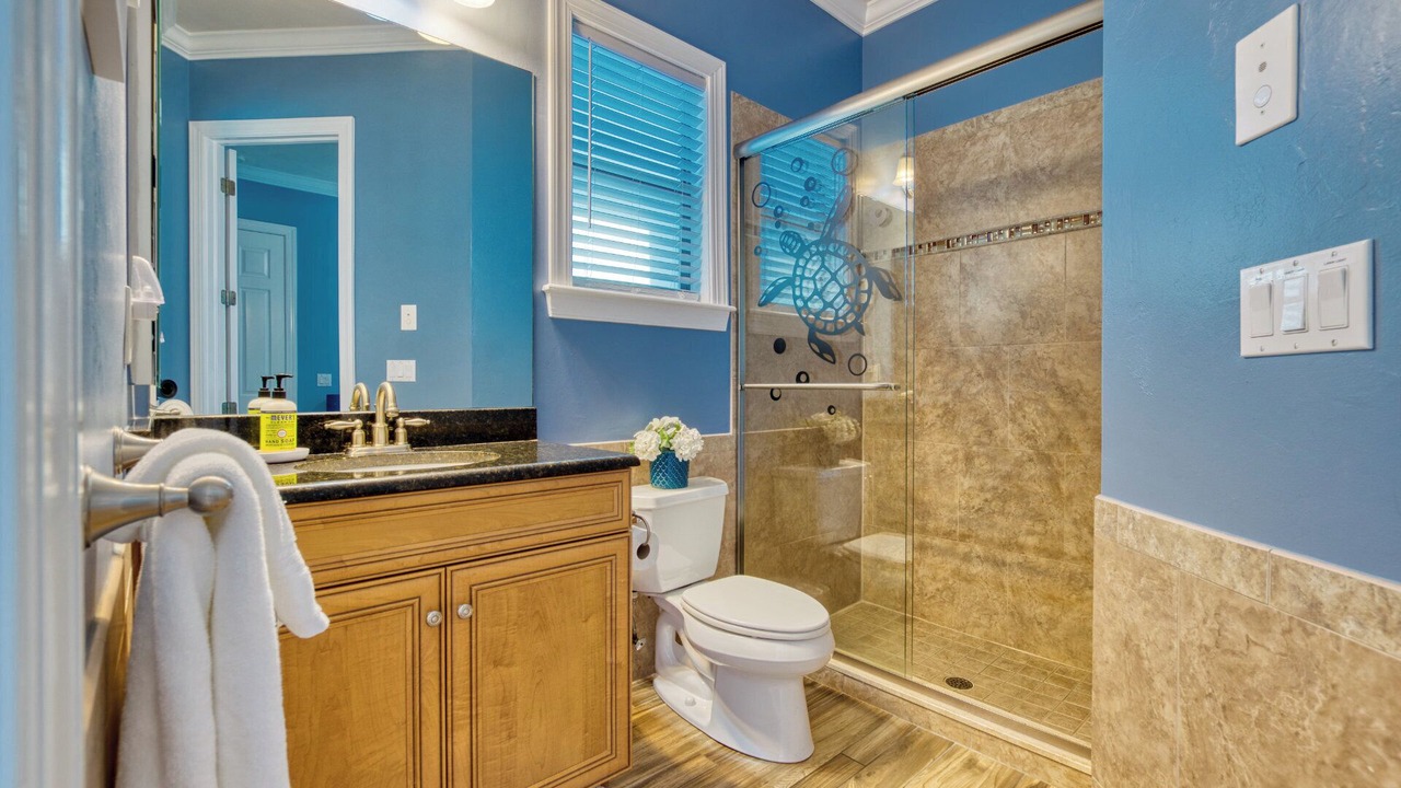 Photo of Bathroom in Caloosahatchee