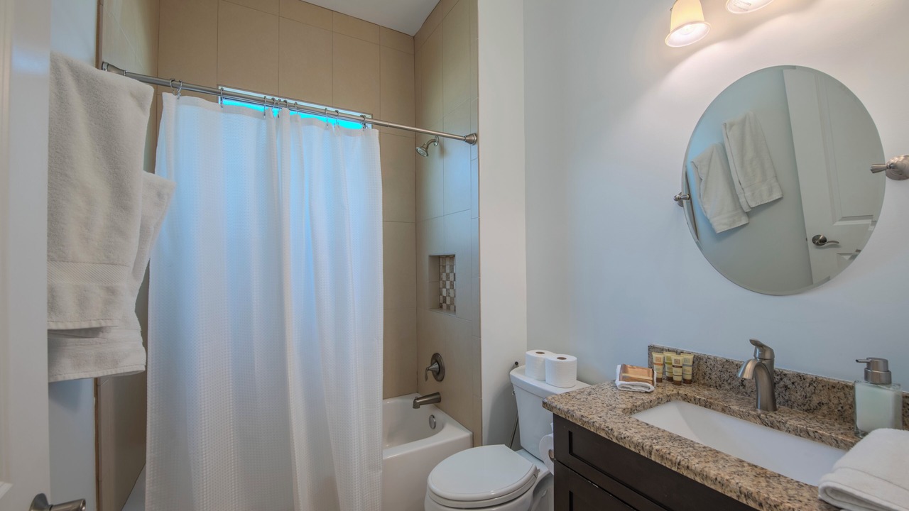 Photo of Bathroom in Naples Park