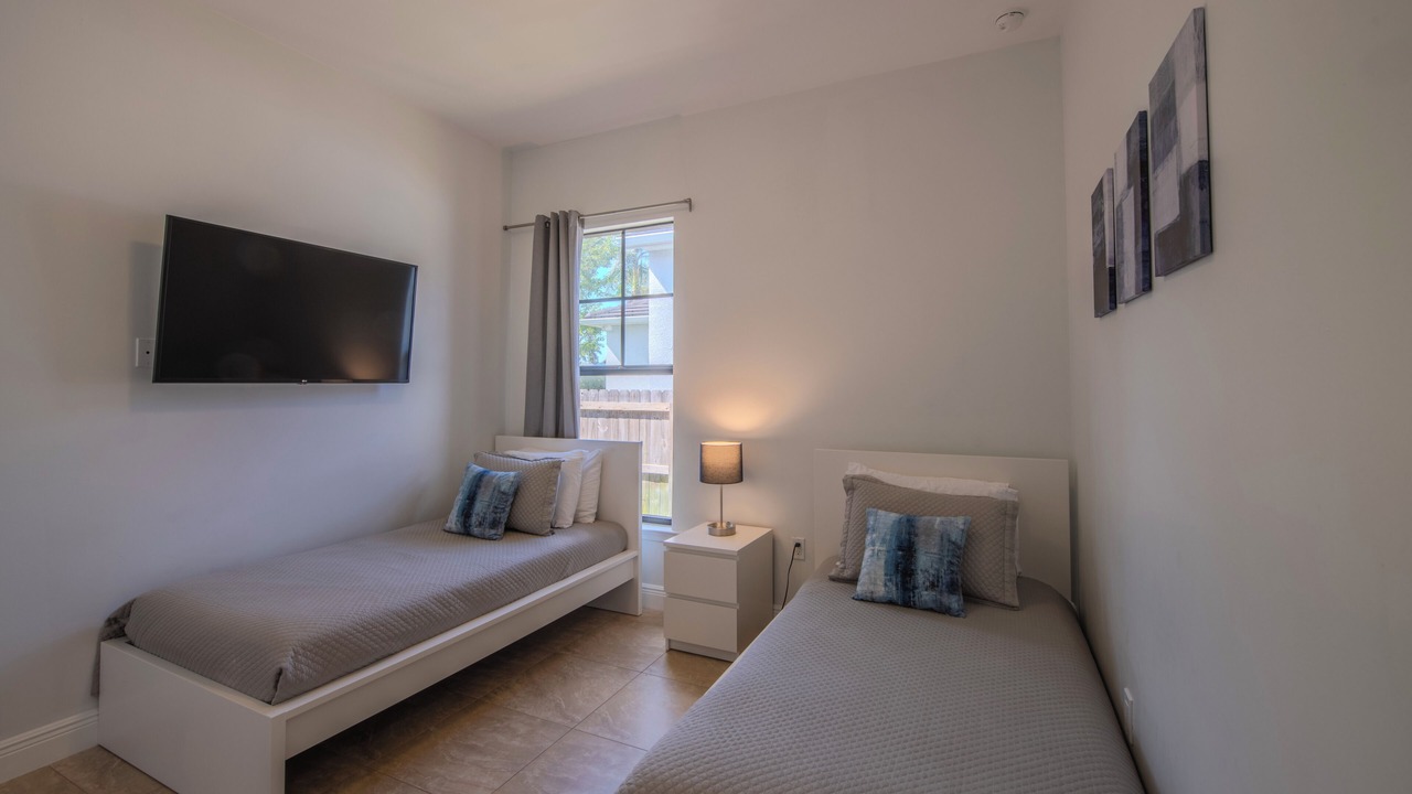 Photo of Bedroom in Naples Park